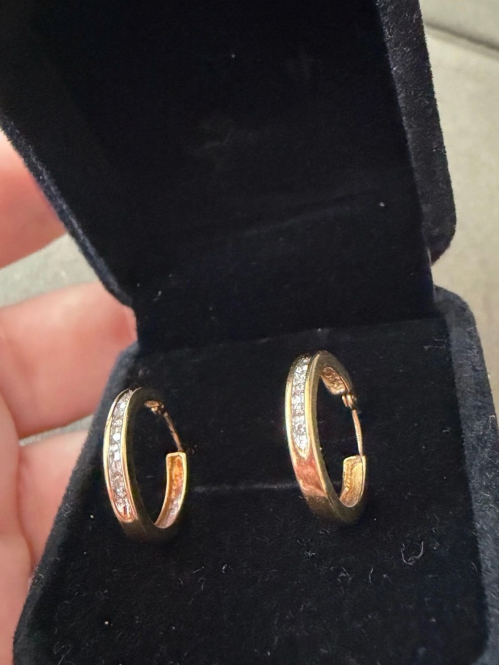 10K Solid Gold Natural Diamonds Hoop Earrings